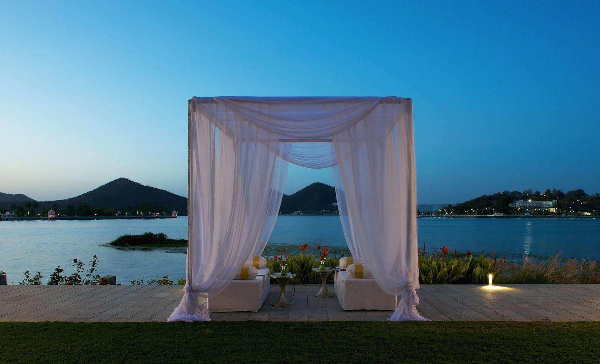 Hotel Lakend Udaipur Eksteriør bilde
