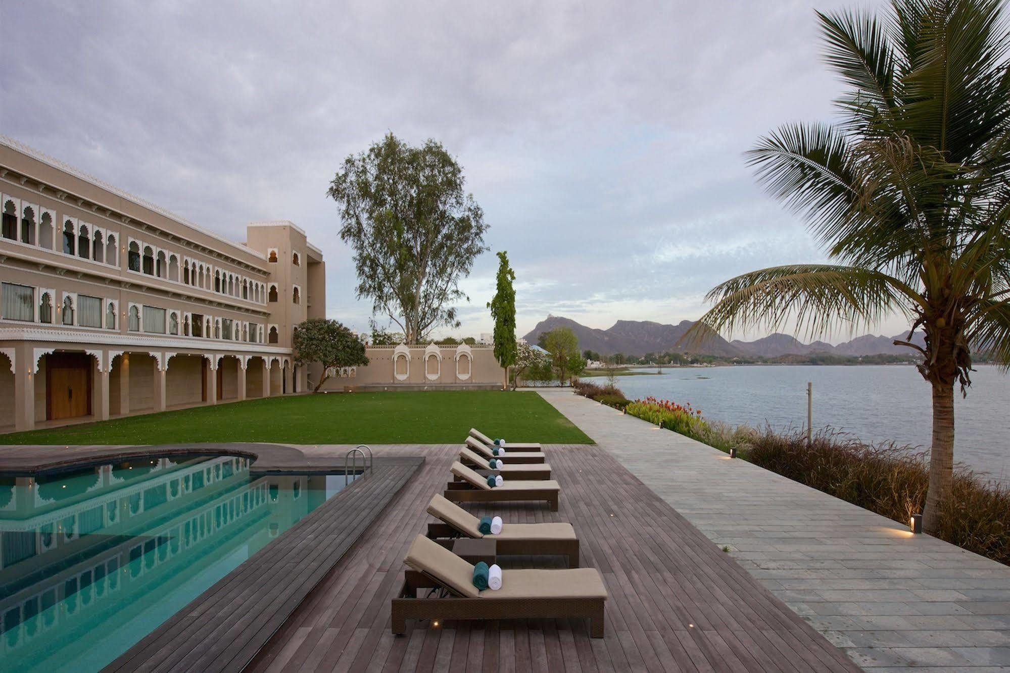 Hotel Lakend Udaipur Eksteriør bilde